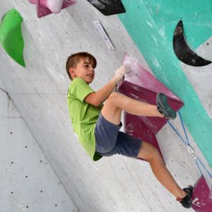 k2-kid-lezecka-stena-15